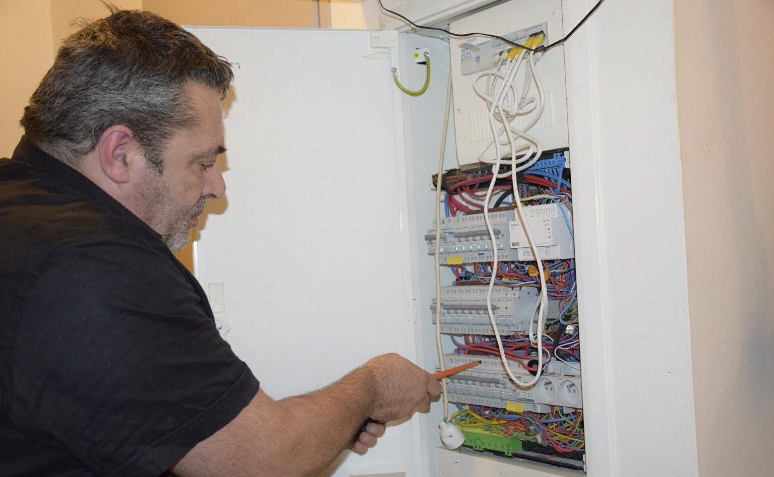 électricien Dijon Urgence dépannage 